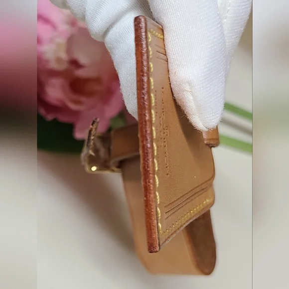 LV Luggage Tag and Poignet 2 Piece Set. Vechetta. Authentic. - Picture 9 of 9